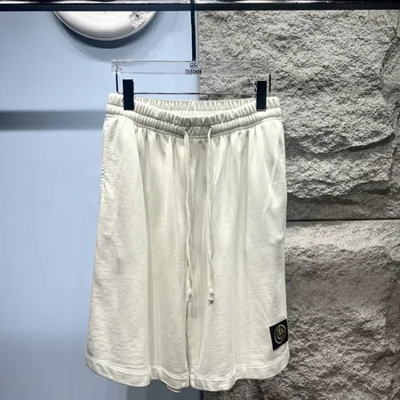 ストーンアイランド ショートパンツ