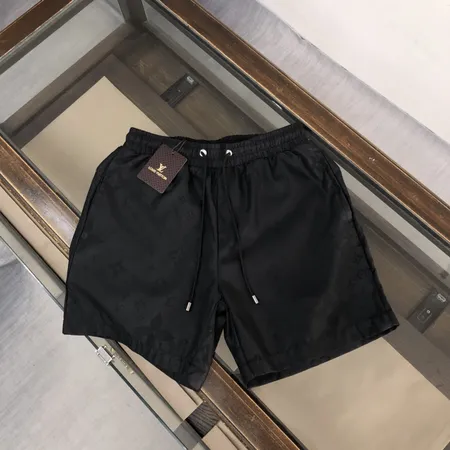 ルイヴィトン ショートパンツ