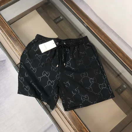 グッチ ショートパンツ