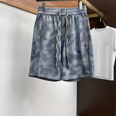 バレンシアガ ショートパンツ