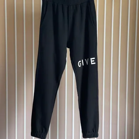 ジバンシィ カジュアルパンツ