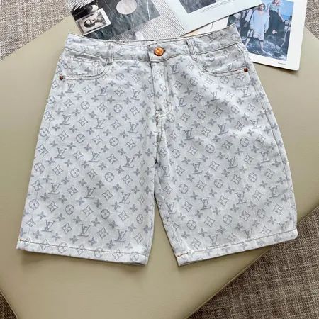 ルイヴィトン ショートパンツ