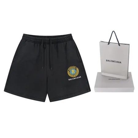 セリーヌ ショートパンツ