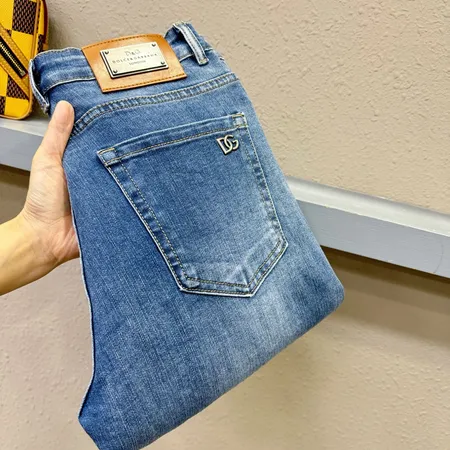 ヴィヴィアン・ウエストウッド ジーンズ