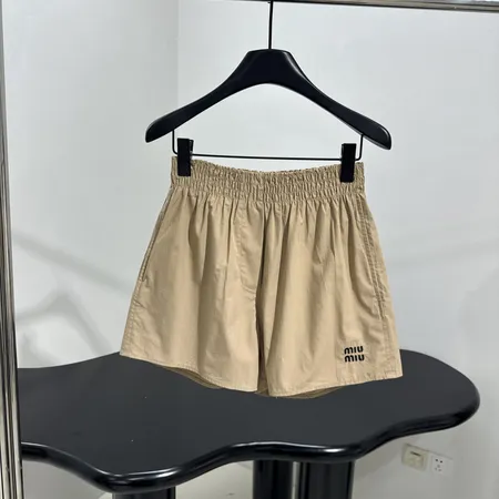 ステューシー ショートパンツ