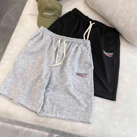 バレンシアガ ショートパンツ