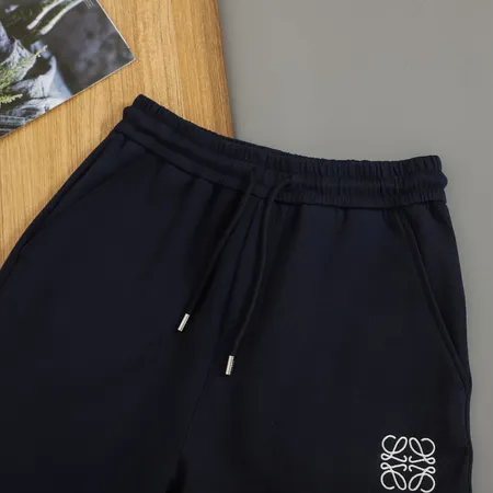 ロエベ ショートパンツ