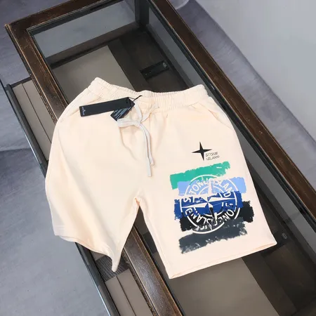 ストーンアイランド ショートパンツ
