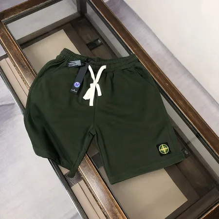 ストーンアイランド ショートパンツ