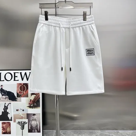 ミュウミュウ ショートパンツ