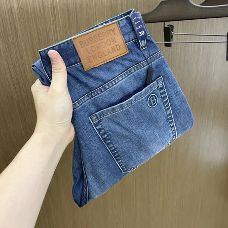 バーバリー ス ジーンズ