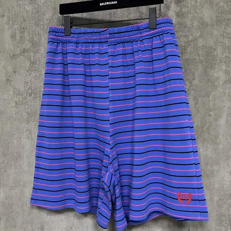 バレンシアガ ショートパンツ