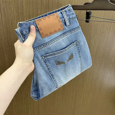 フェンディ ジーンズ