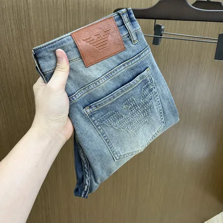 アルマーニ ジーンズ