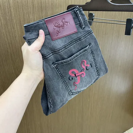 グッチ ジーンズ