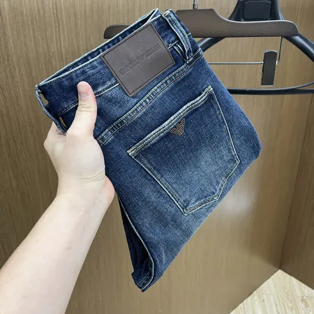 アルマーニ ジーンズ