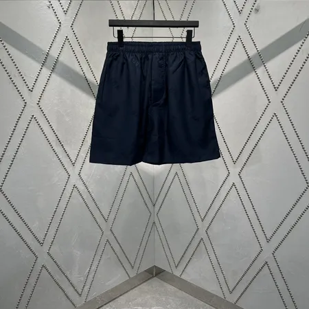 セリーヌ ショートパンツ