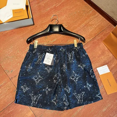 ルイヴィトン ショートパンツ