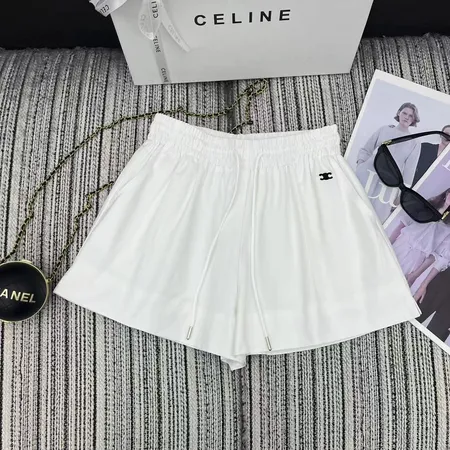 セリーヌ ショートパンツ