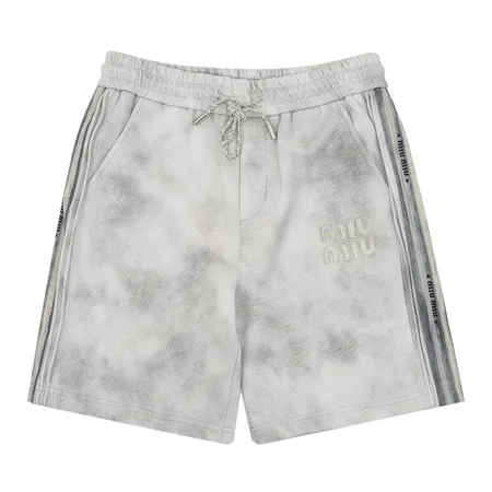 ミュウミュウ ショートパンツ