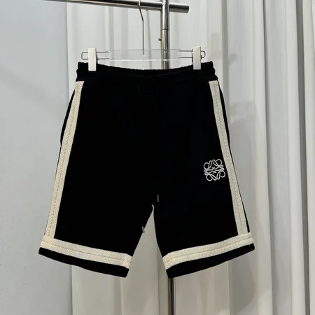 ロエベ ショートパンツ