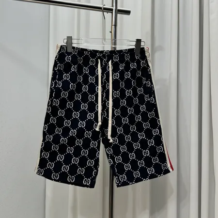 グッチ ショートパンツ