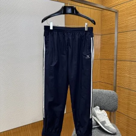 ロエベ トレーニングパンツ