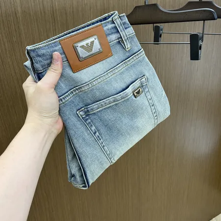 アルマーニ ジーンズ