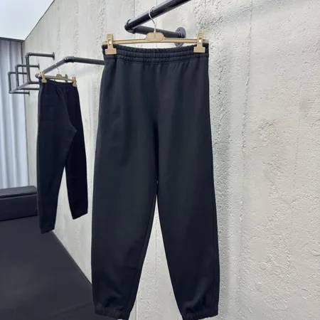 ジバンシィ トレーニングパンツ