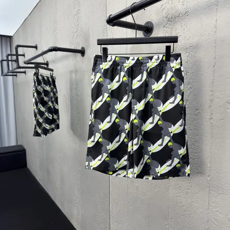 グッチ ショートパンツ