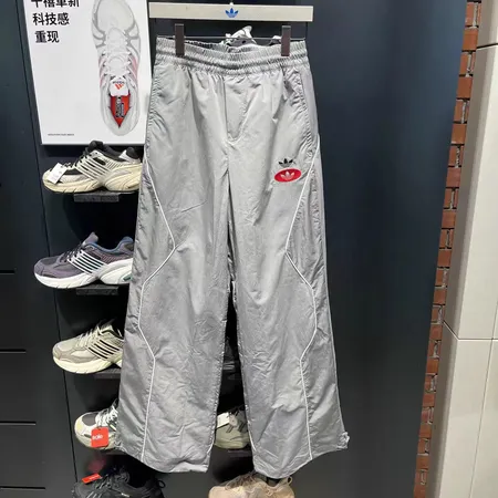 アディダス トレーニングパンツ