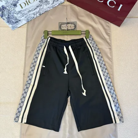 ルイヴィトン ショートパンツ