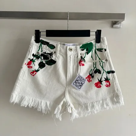 ロエベ ショートパンツ