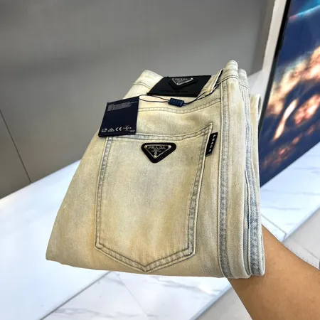 プラダ ジーンズ