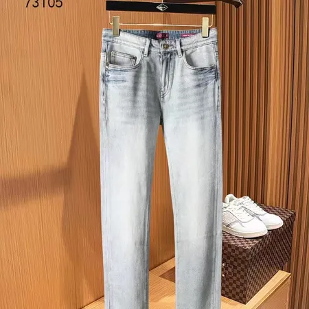 グッチ ジーンズ