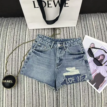 ロエベ ショートパンツ