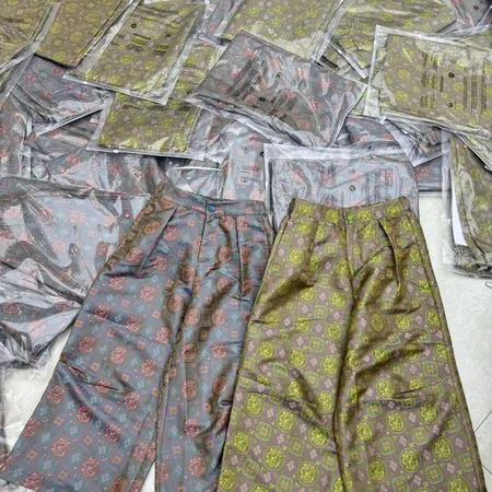 ロジェ・デュブイ ジーンズ