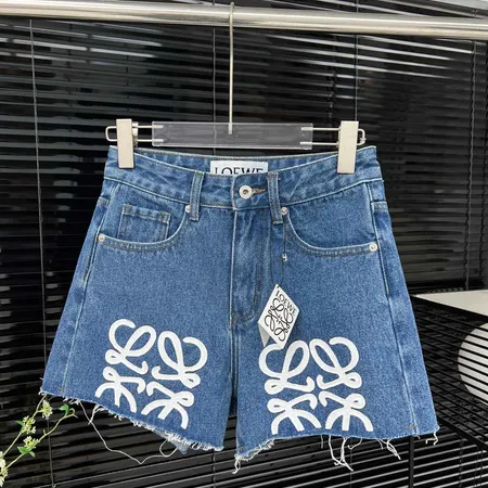 ロエベ ショートパンツ