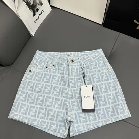 フェンディ ショートパンツ