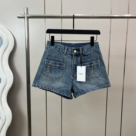 セリーヌ ショートパンツ