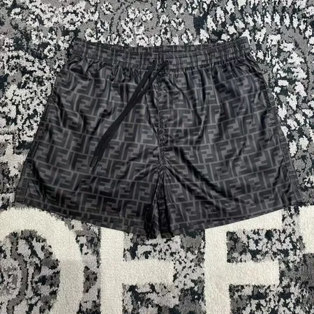フェンディ ショートパンツ