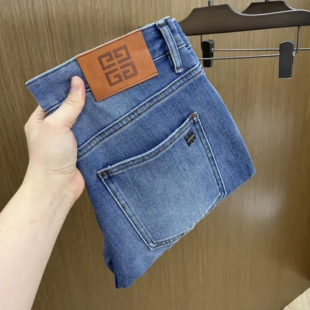 ジバンシィ ジーンズ