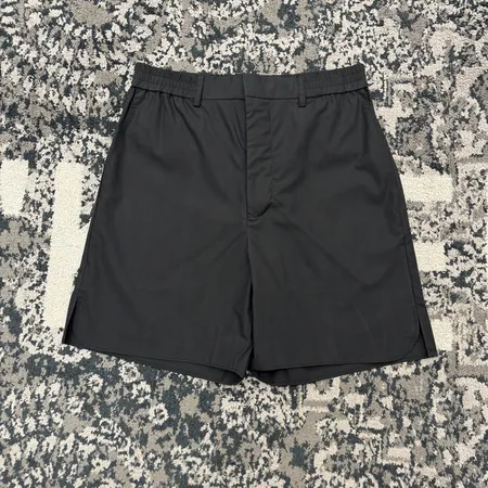 フェンディ ショートパンツ