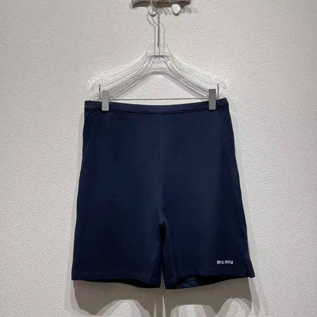 ミュウミュウ ショートパンツ