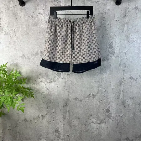 グッチ ショートパンツ