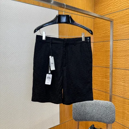 フェンディ ショートパンツ