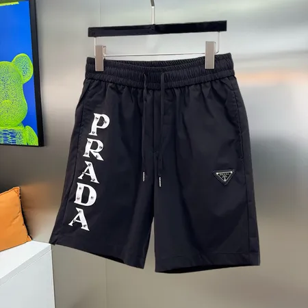 プラダ ショートパンツ