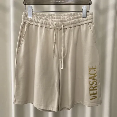 ヴェルサーチ ショートパンツ