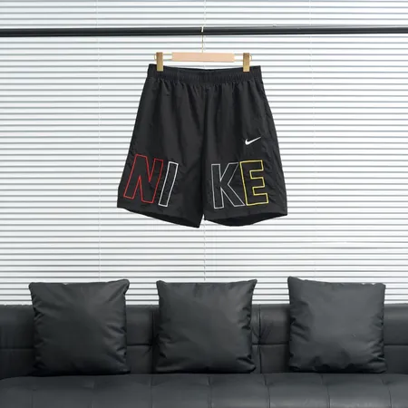 ナイキ ショートパンツ