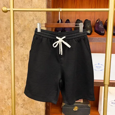 プラダ ショートパンツ